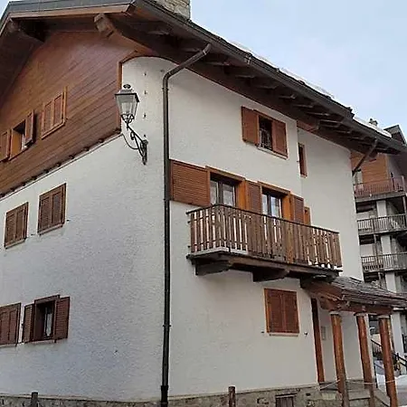 Maison Rosalp Aparthotel