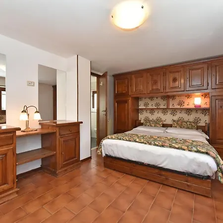 Maison Rosalp Apartahotel