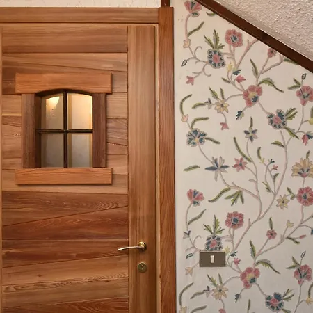 Maison Rosalp 公寓式酒店 3*