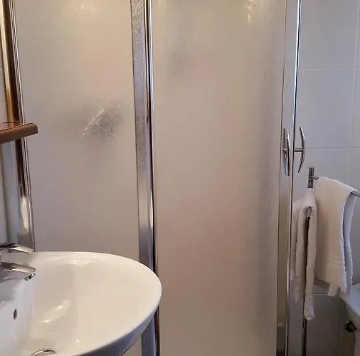 Maison Rosalp 3* 布勒伊-切尔维尼亚